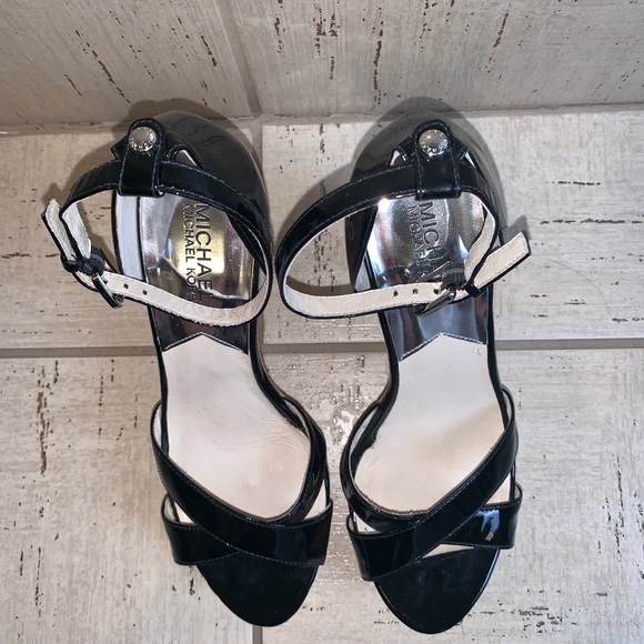 Michael Kors patent leather & cork platform heels - Picture 5 of 8